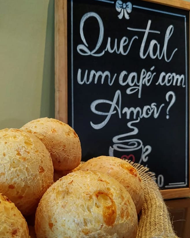 Que tal um café com amor?